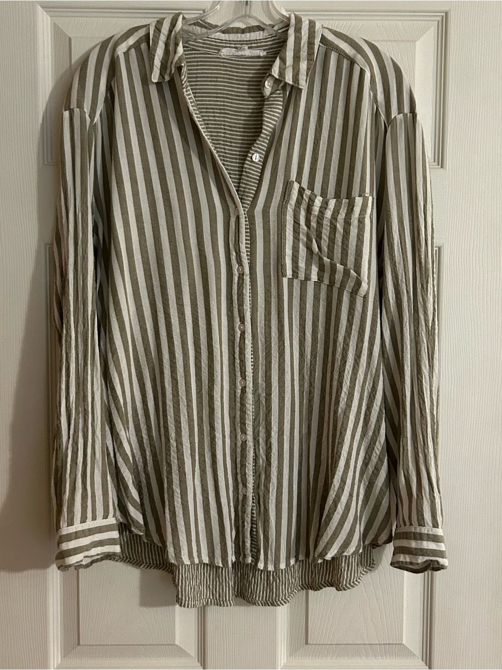 Women’s Long-Sleeve Vertical Stripe Button-Up Shirt in Olive & White